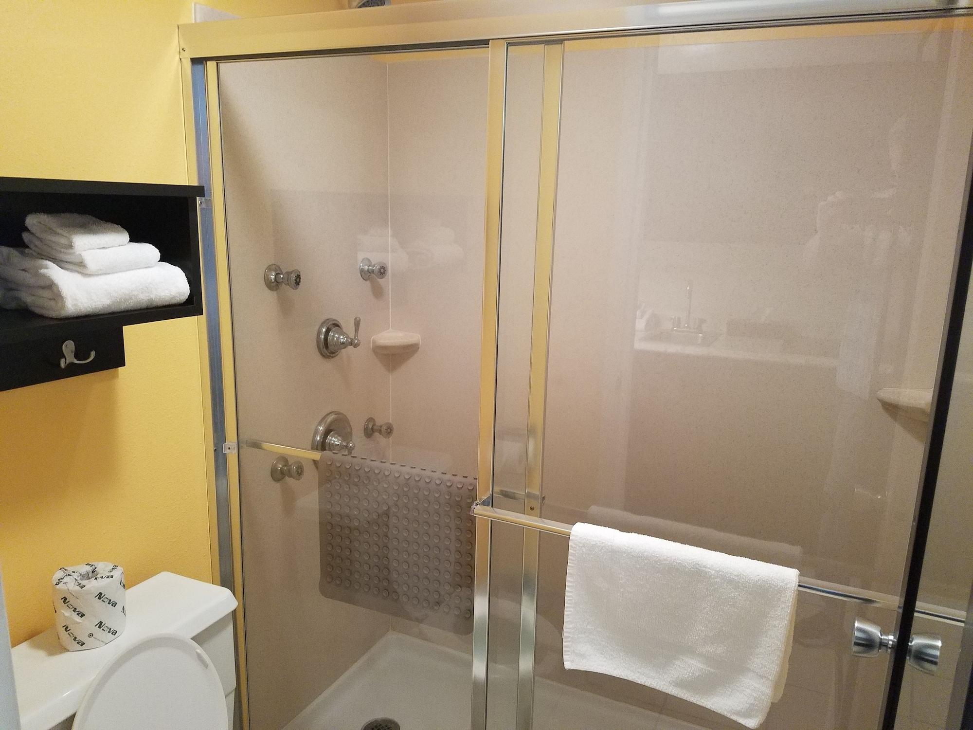 North Platte Inn And Suites ภายนอก รูปภาพ